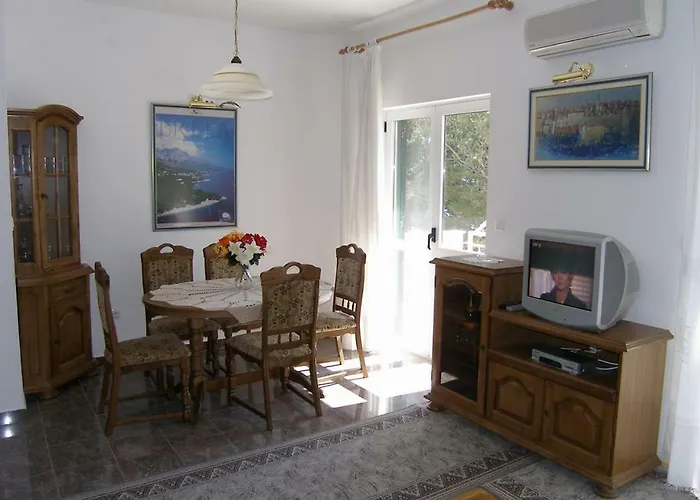 Villa Nede