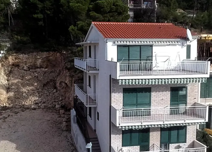 Villa Nede