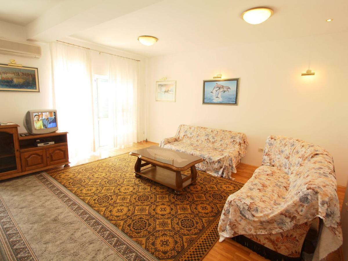 Apartment Nede Brela